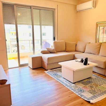 Blue City Apartment Дуррес Екстер'єр фото