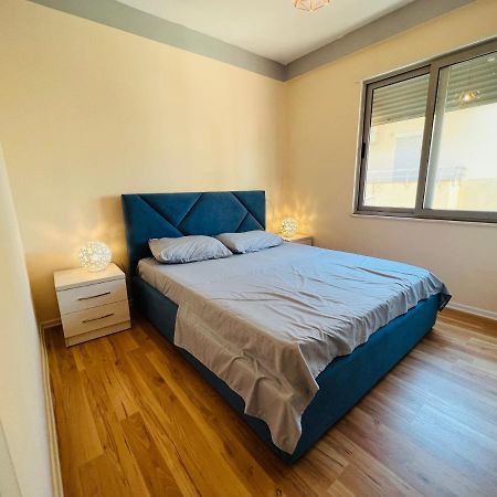 Blue City Apartment Дуррес Екстер'єр фото