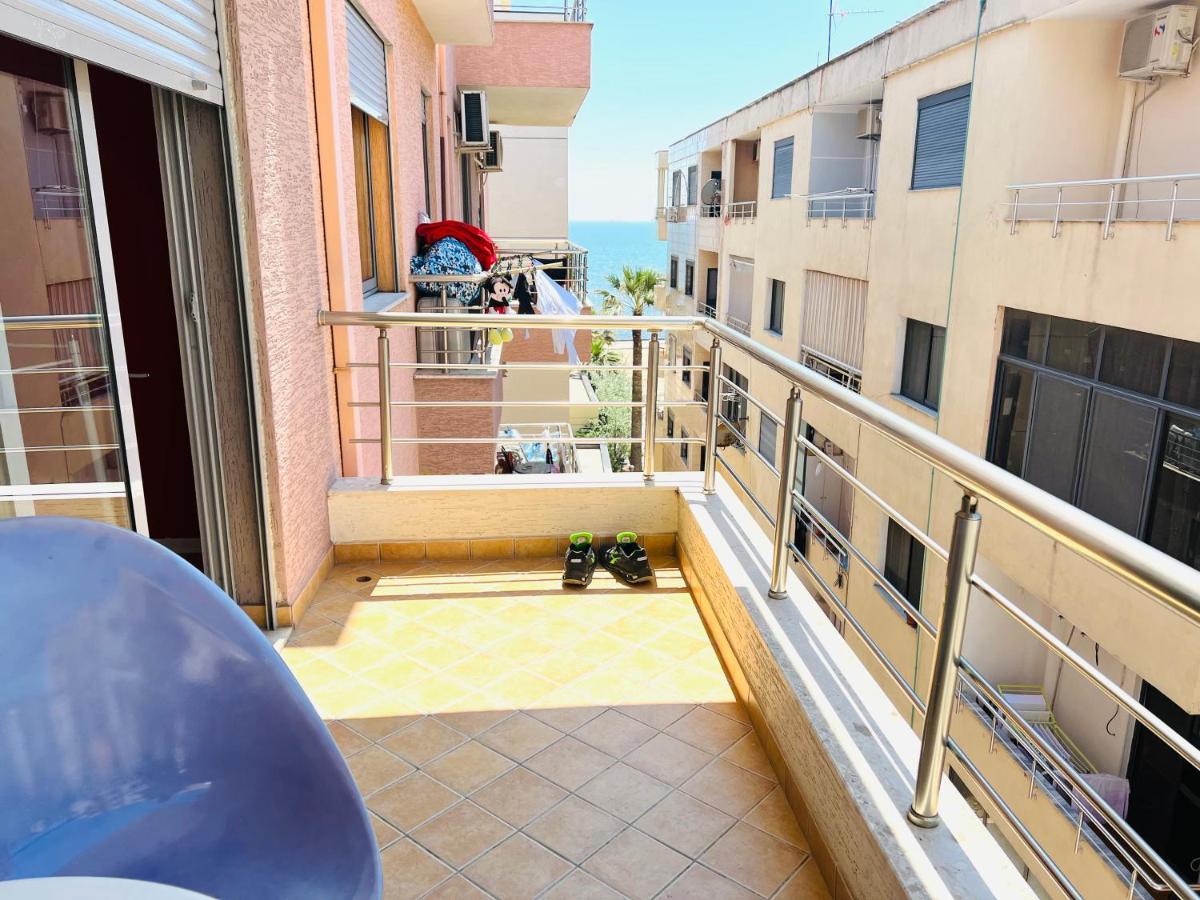 Blue City Apartment Дуррес Екстер'єр фото